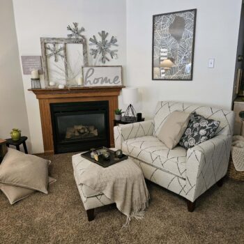 Thea_F_LivingRoom_04-scaled (1)