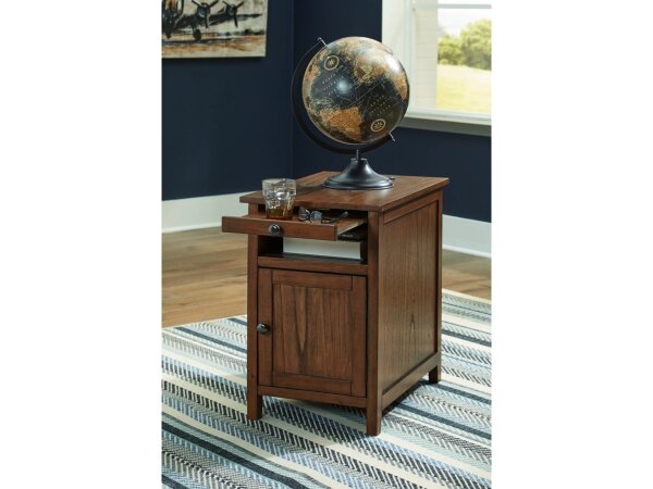 Trenton Chairside Table with USB and Power - Image 7