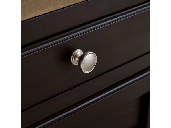 Drazmine Open Shelf Chairside Table - Image 9