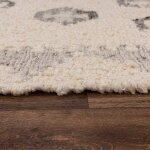 Nova Ivory / Silver Area Rug - 8' x 10' - Image 4