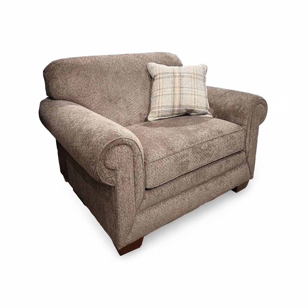 Marilyn Roll Arm Chair